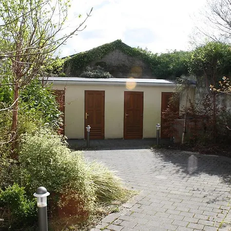 Latin Quarter Cosy *